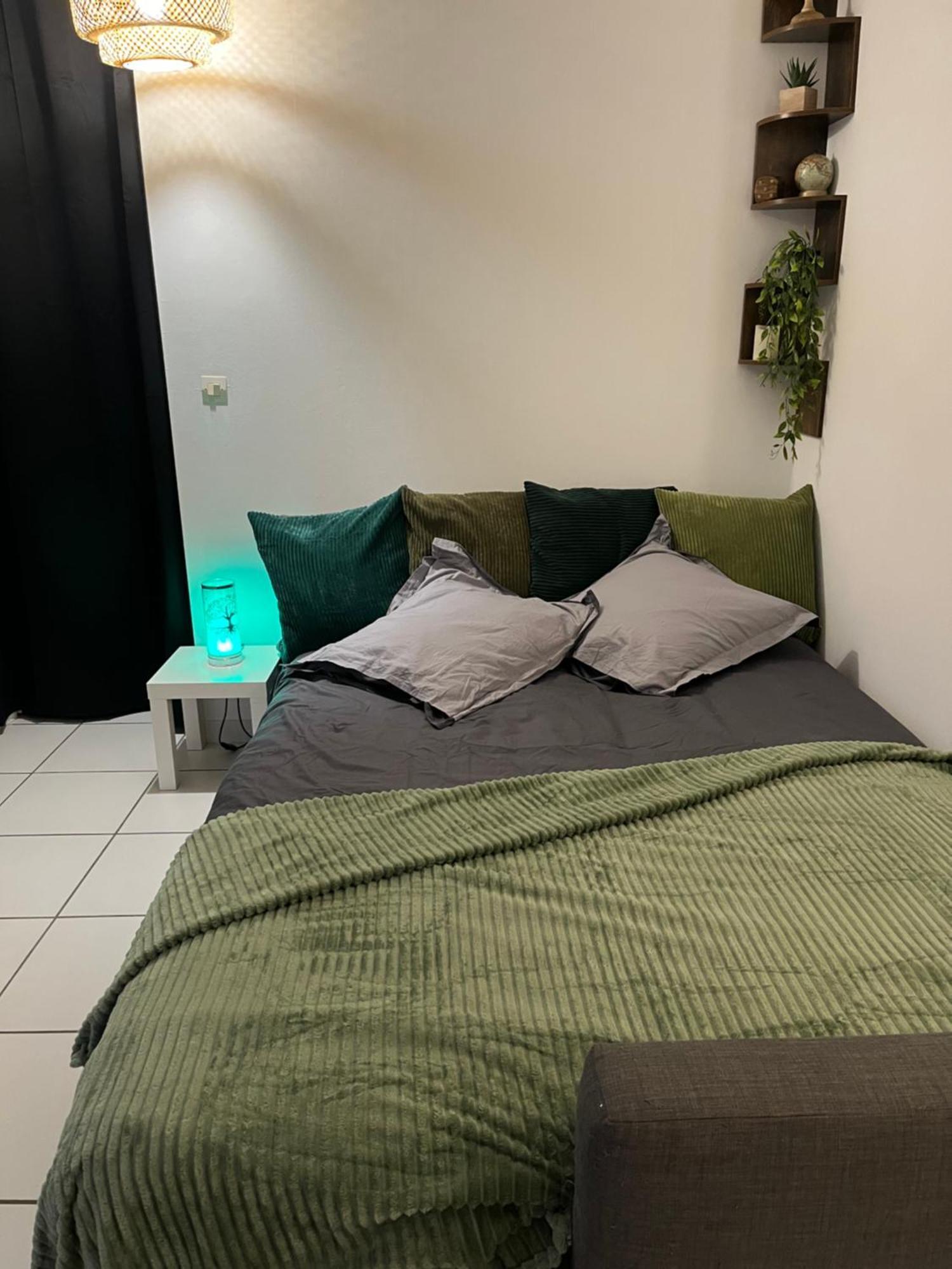 Apartamento Le Marnie Metz Exterior foto